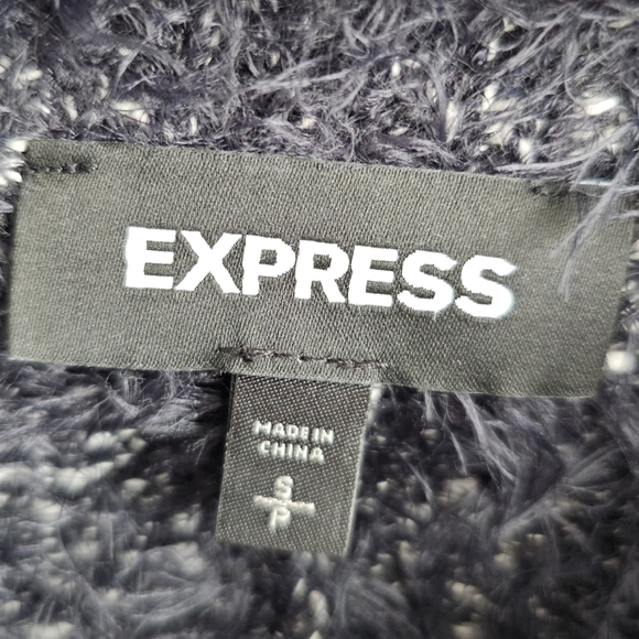 EXPRESS Heather Black Chunky Eyelash Sweater, S - Picture 4 of 9